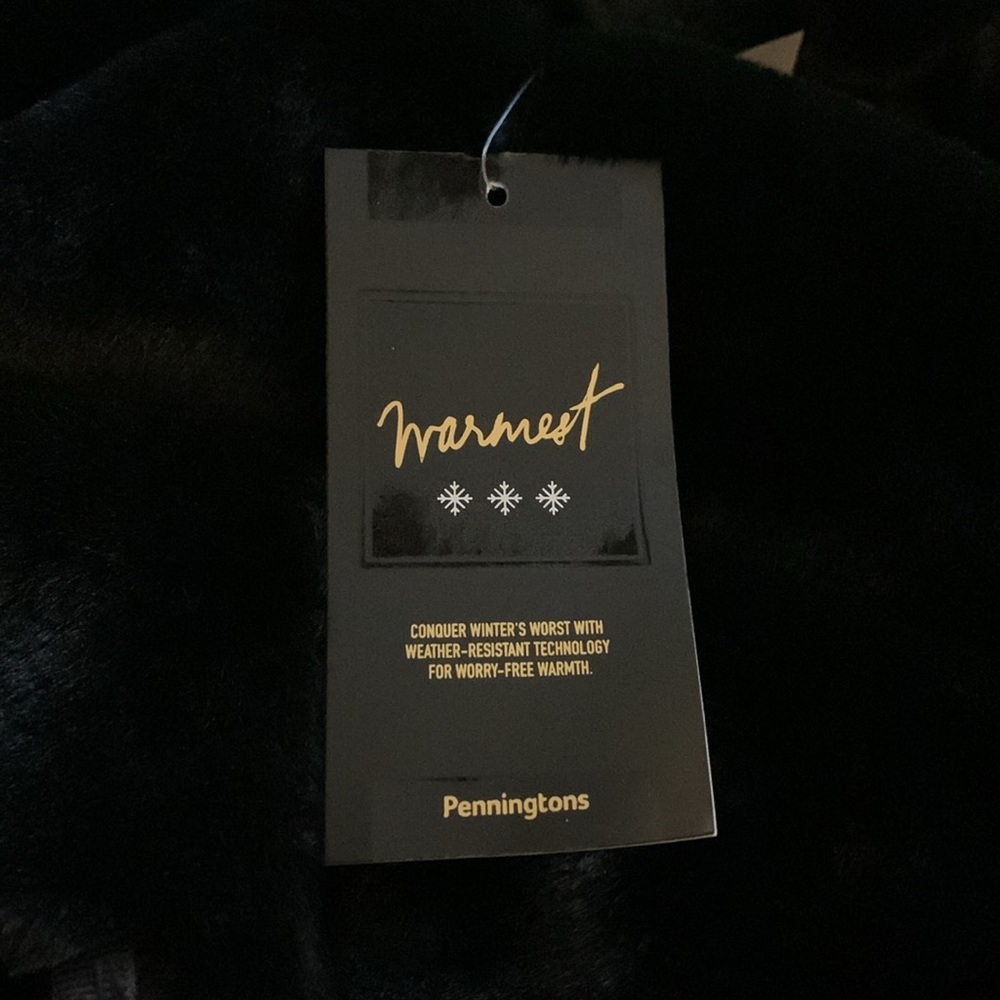 Pennington’s Parka - Picture 5 of 5